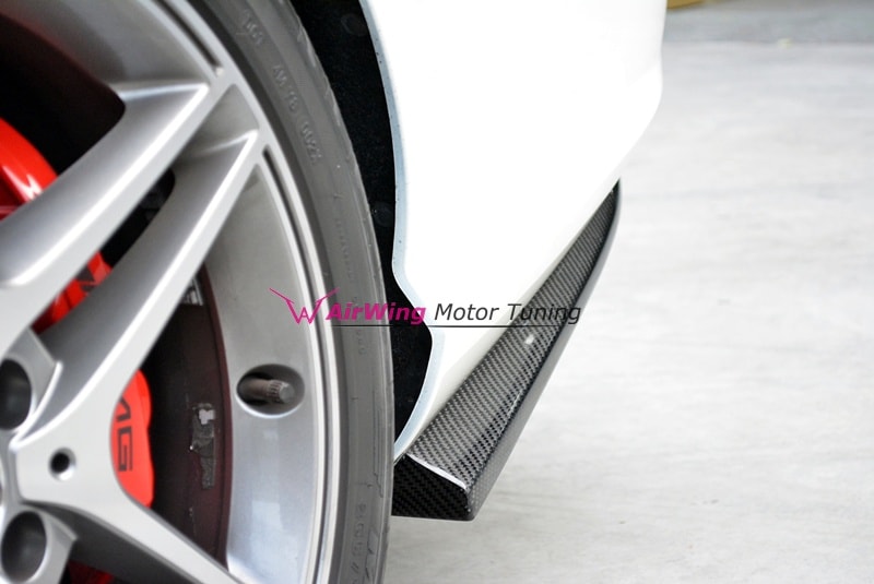 W204 C63 – AirWing style Carbon Rear Splitter 1