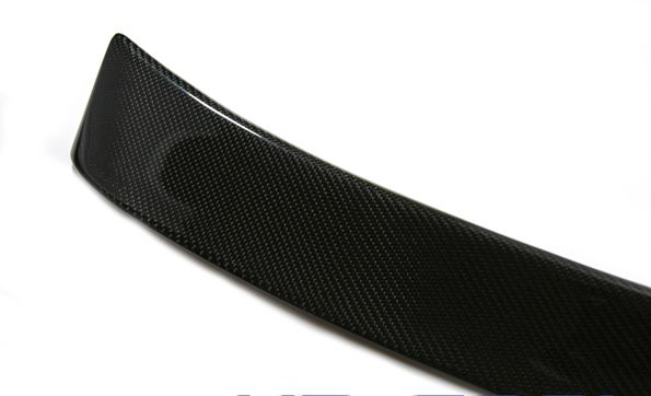 W204 C63 - AMG style Carbon Roof Spoiler 3