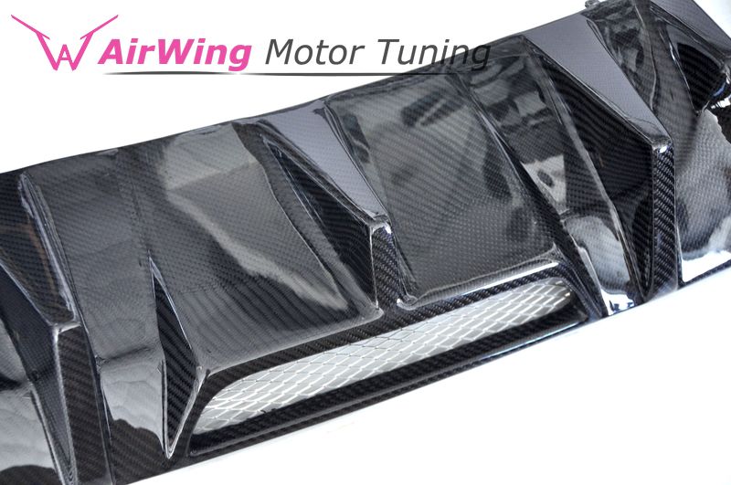 W204 C63 AMG (2011~) – VORSTEINER style Carbon Rear Diffuser 5