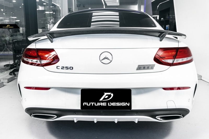 W205 C63 Coupe - RennTech style Carbon Trunk Spoiler 02